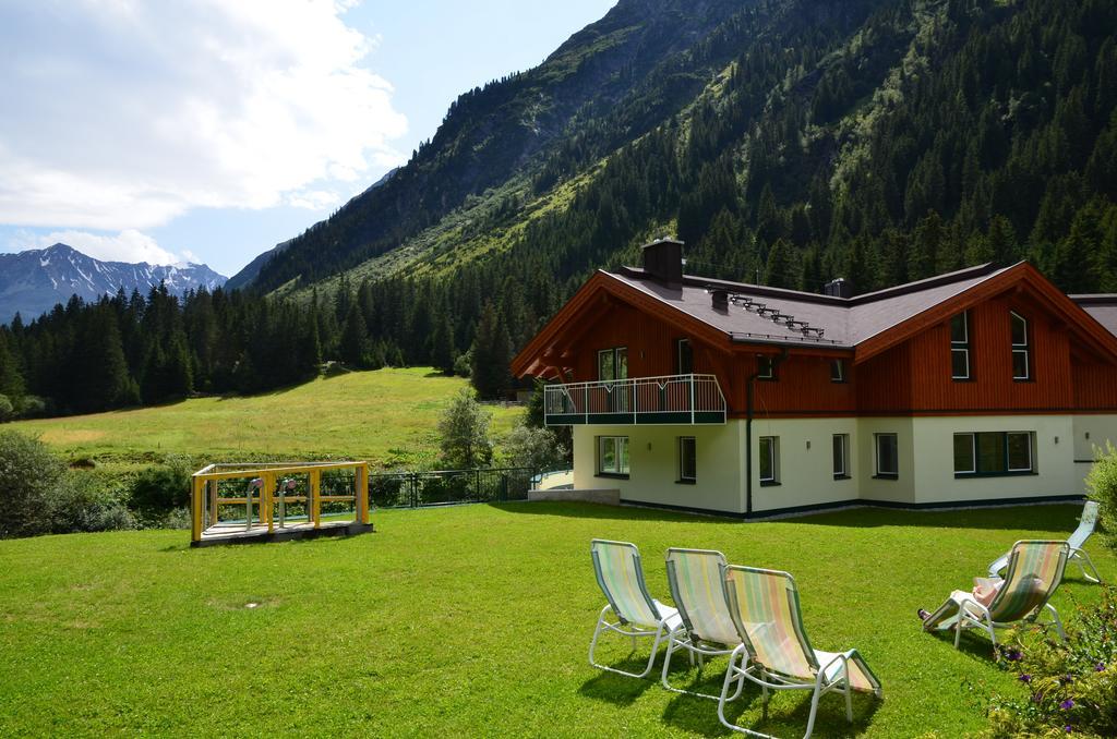 Appartementhaus Naturquell Sankt Leonhard im Pitztal Exterior photo